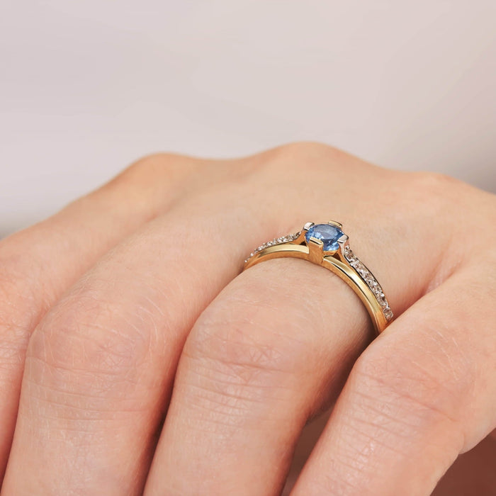 Inel Moonlight Aur 8K - Eleganță Sublimă cu Zirconii