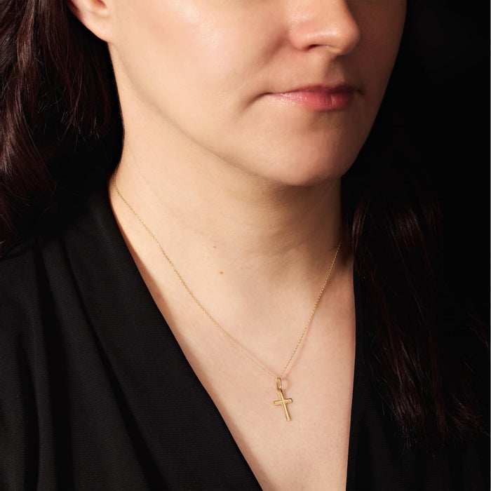 Cruciuliță Elegantă din Aur 8K pentru Botez și Împărtășanie