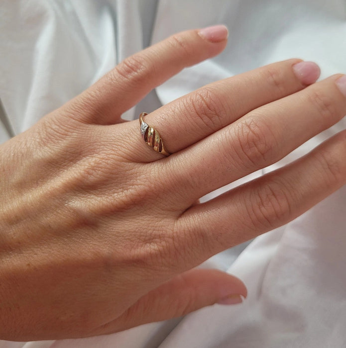 Inel Aur 8K cu Zirconiu - Eleganță Subtilă