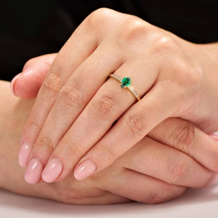 Inel Delicat Aur 8K cu Zirconiu Smarald