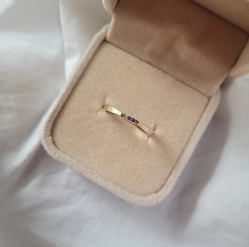 Inel Aur 8K cu Zirconii Colorate - Design Elegant