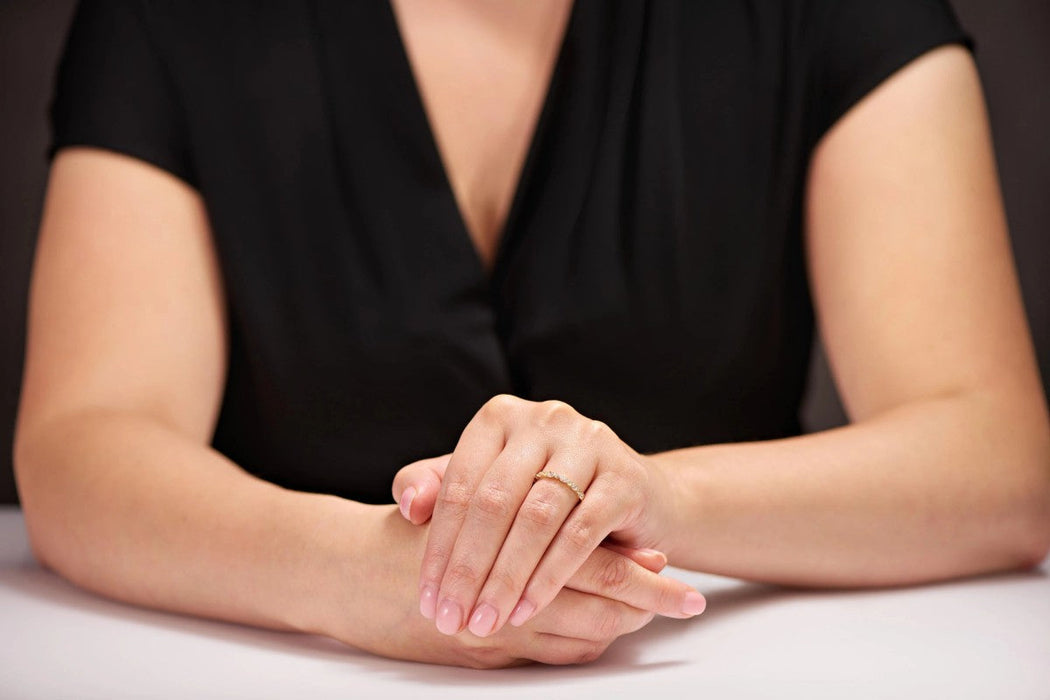 Inel Delicat Aur 8K cu Zirconiu - Eleganță Subtilă