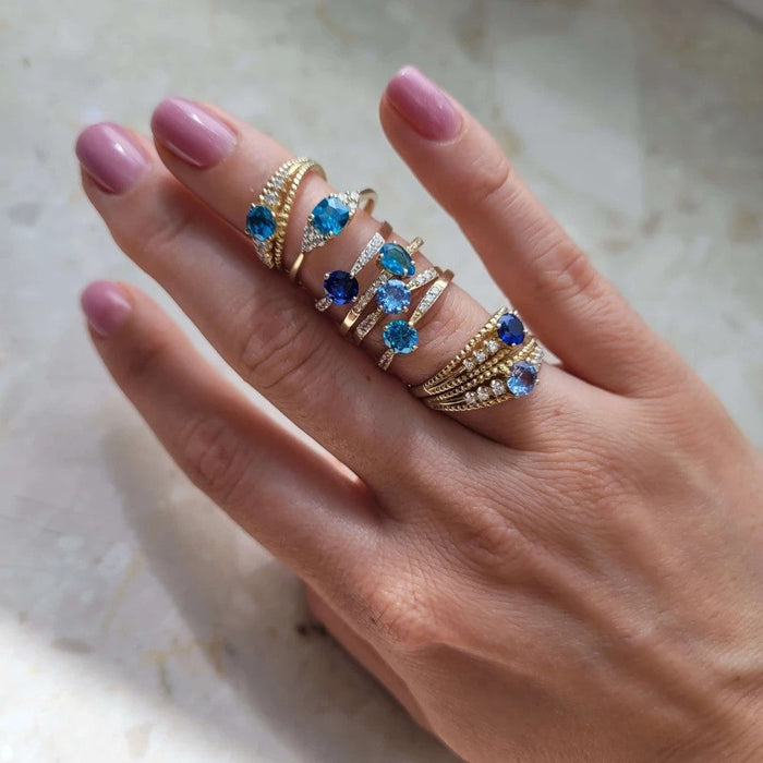 Inel Aur 8K cu Piatră Albastră – Eleganță Atemporală