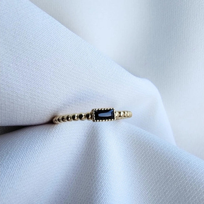 Inel Aur 8K Cu Bile și Zirconiu Negru