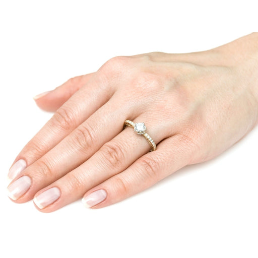 Inel Aur 8K Ajourat cu Zirconii în Formă de Inimă