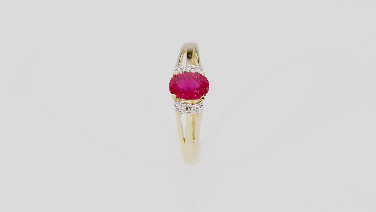 Inel Aur 14K cu Rubin 0.60 ct si Diamante Naturale 0.05 ct