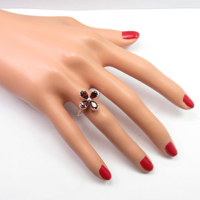 Inel Argint 925 Floare cu Garnet