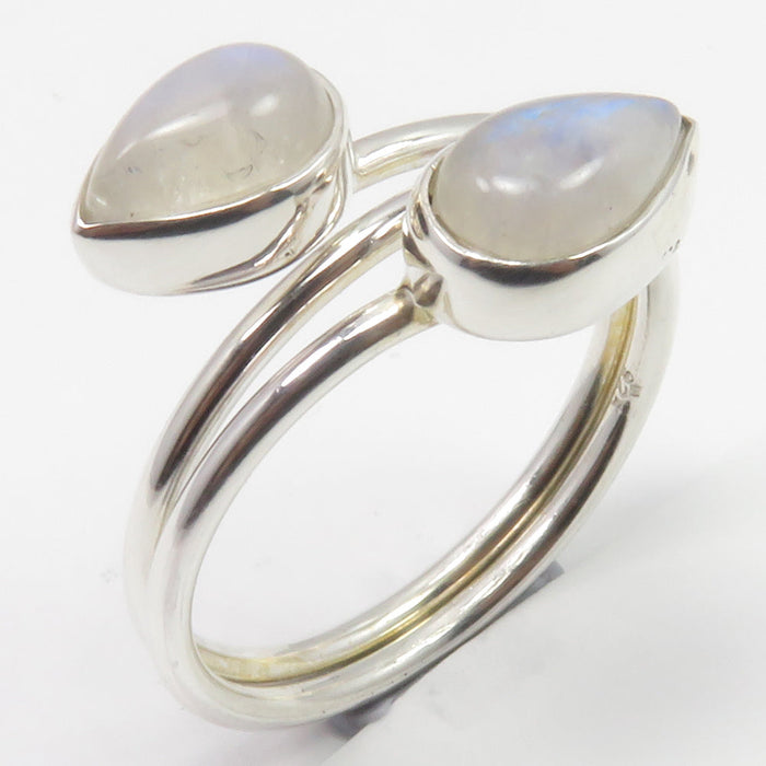 Inel Argint 925 cu Piatra Lunii Cabochon