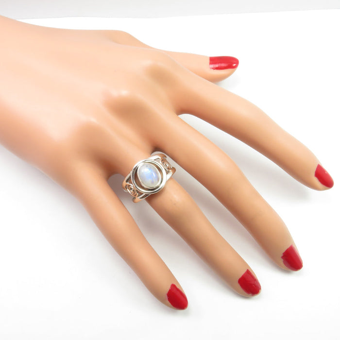 Inel Argint 925 cu Piatra Lunii Cabochon