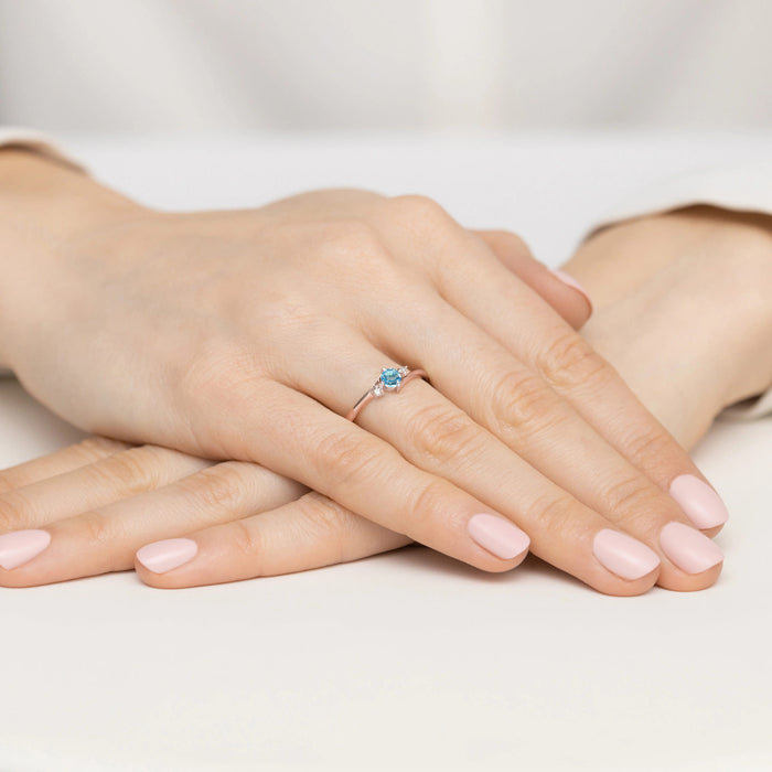 Inel Aur 14k cu Topaz 0.25 ct si Diamante Naturale 0.03 ct