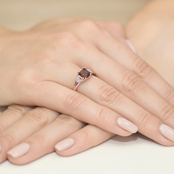 Inel Aur 14K cu Garnet 1.30 ct - Roz