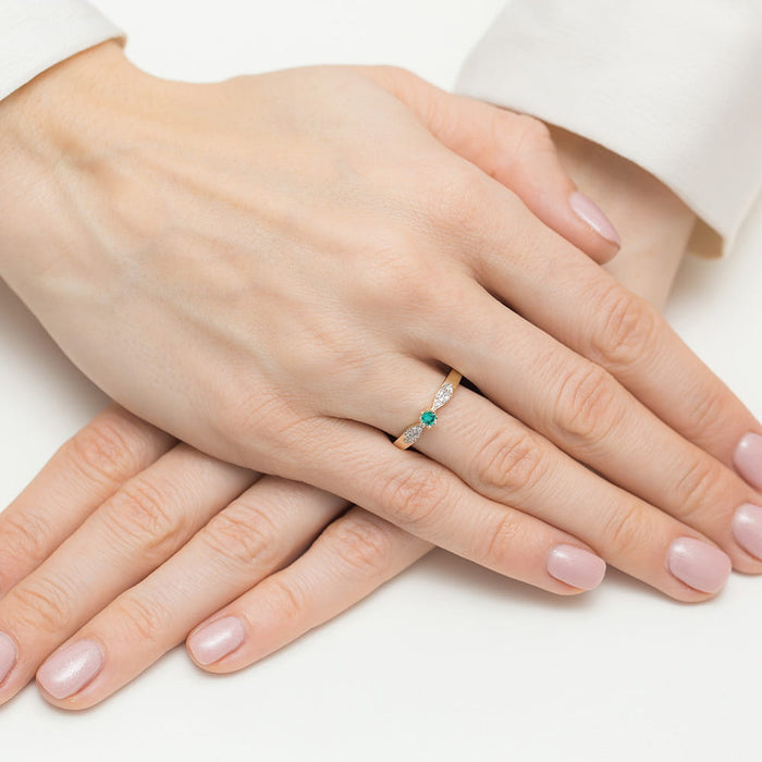 Inel Aur 14K W0613 Smarald 0.15ct