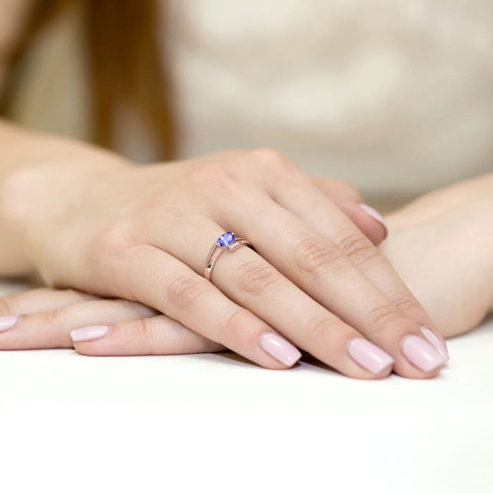 Inel Aur 14K cu Tanzanit 0.40 ct si Diamante Naturale 0.05 ct