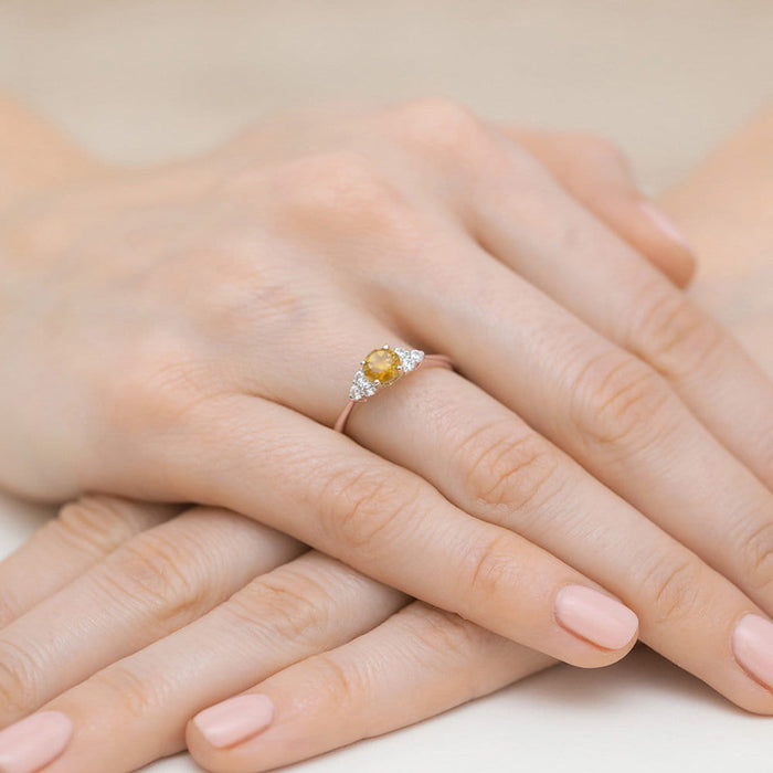 Inel Aur 14K cu Citrin 0.50 ct si Diamante Naturale 0.18 ct