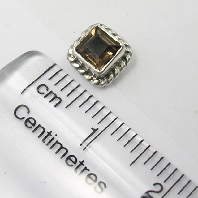 Cercei Argint 925 cu Cuart Fumuriu, 0.7 cm lungime