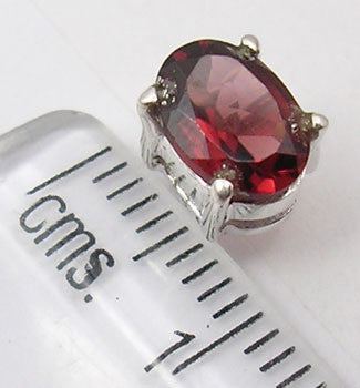 Cercei Argint 925 cu Garnet, 0.7 cm lungime