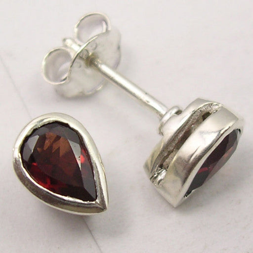 Cercei Argint 925 cu Garnet, 0.8cm lungime