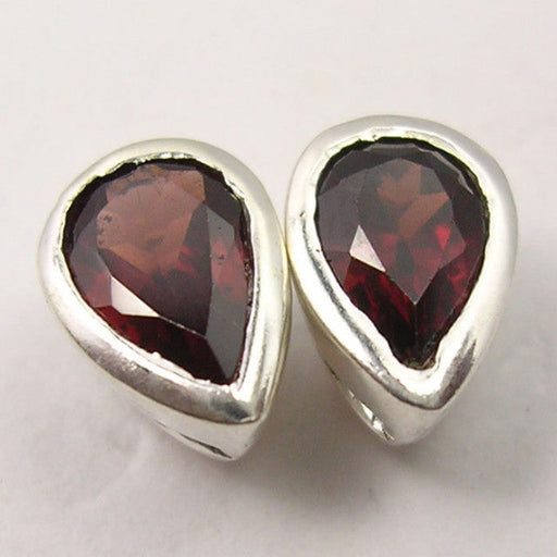 Cercei Argint 925 cu Garnet, 0.8cm lungime