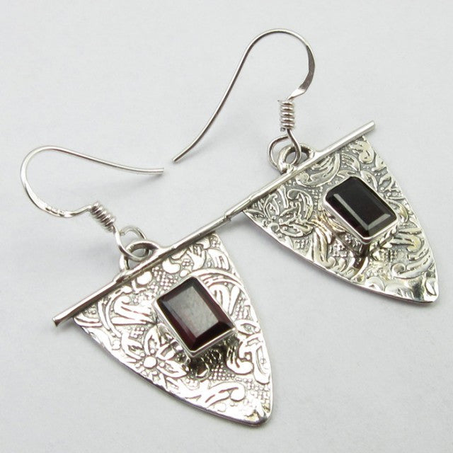 Cercei Argint 925 cu Garnet 3,7 cm lungime