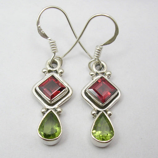 Cercei Argint 925 cu Garnet si Peridot, 3.5 cm lungime