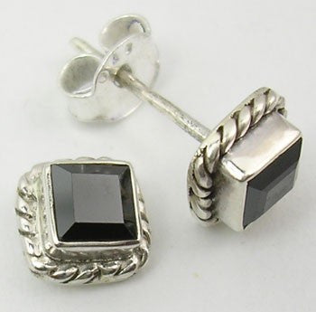 Cercei Argint 925 cu Onix Negru, 0.7 cm lungime