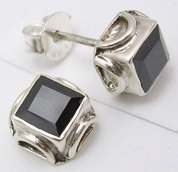 Cercei Argint 925 cu Onix Negru, 0.7 cm lungime