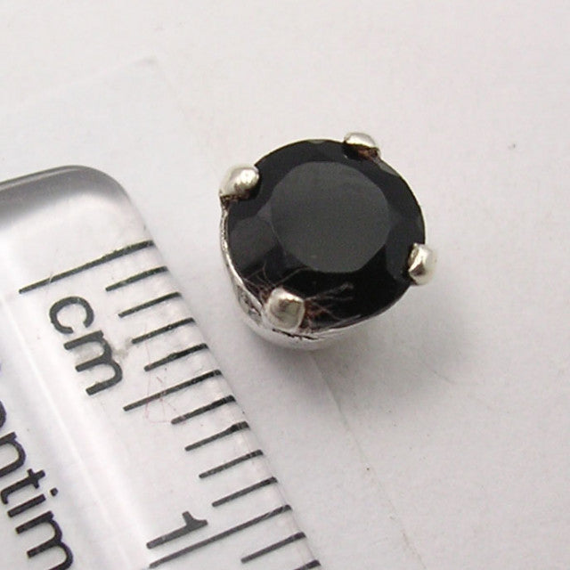 Cercei Argint 925 cu Onix Negru, 0.7 cm lungime