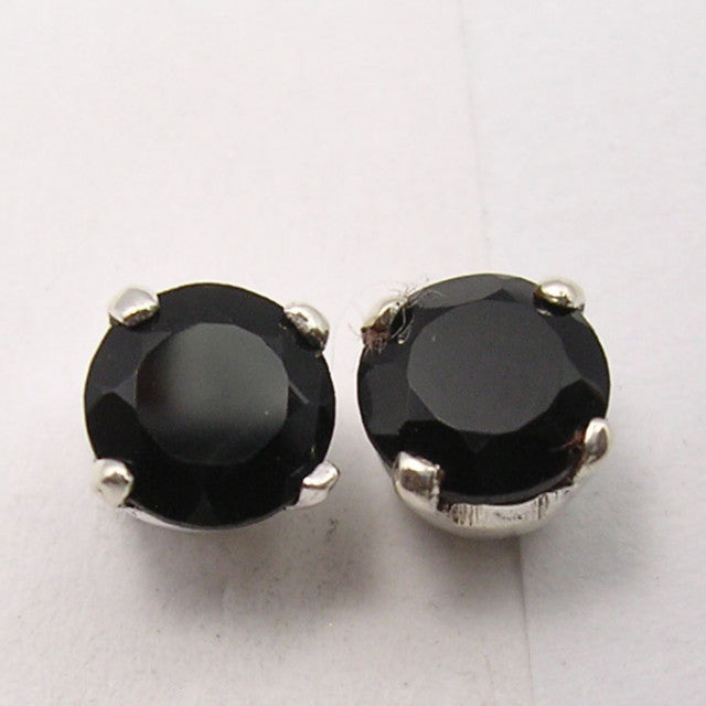 Cercei Argint 925 cu Onix Negru, 0.7 cm lungime