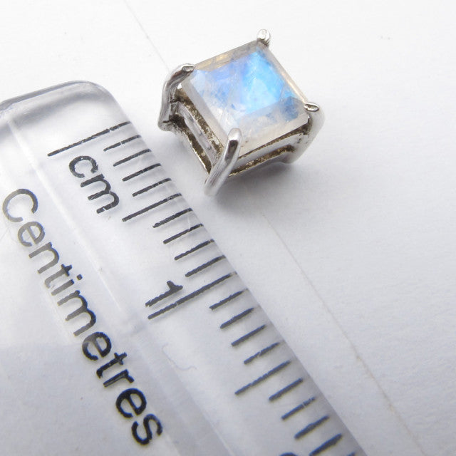 Cercei Argint 925 cu Piatra Lunii, 0.5 cm lungime