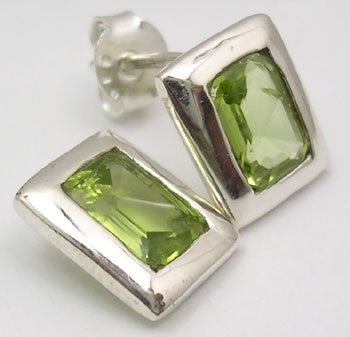 Cercei Argint 925 cu Peridot, 1.0 cm lungime