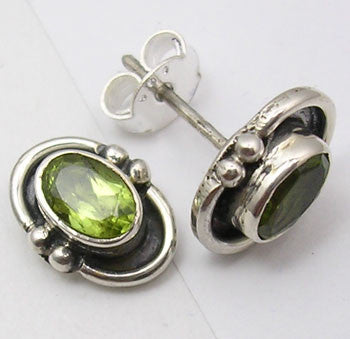 Cercei Argint 925 cu Peridot, 1 cm lungime