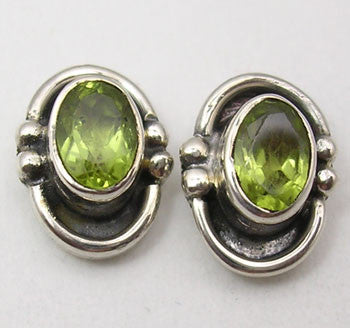 Cercei Argint 925 cu Peridot, 1 cm lungime