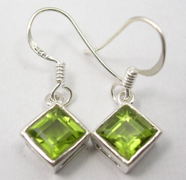 Cercei Argint 925 cu Peridot,2.7 cm lungime