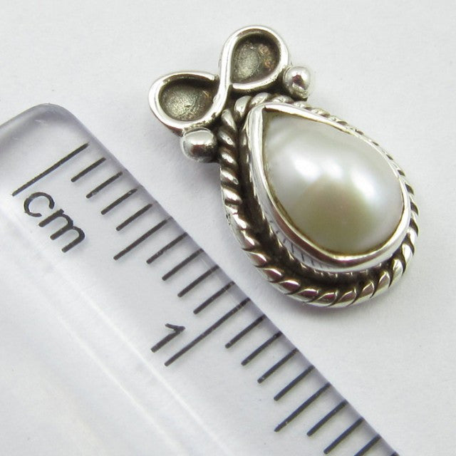 Cercei Argint 925 cu Perla FreshWater 1,4 cm lungime