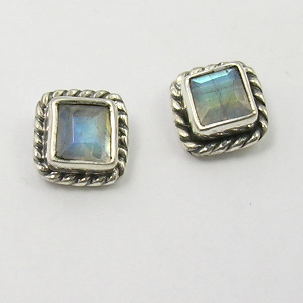 Cercei Argint 925 cu Piatra Lunii, 0.7 cm lungime