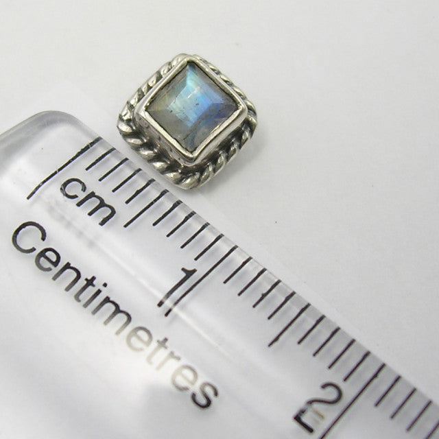 Cercei Argint 925 cu Piatra Lunii, 0.7 cm lungime