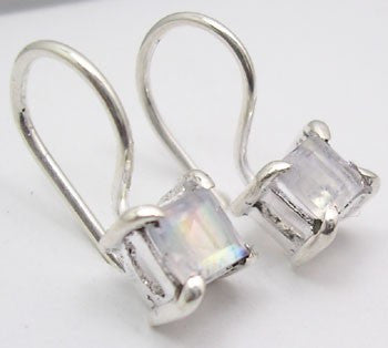 Cercei Argint 925 cu Piatra Lunii, 1.6 cm lungime