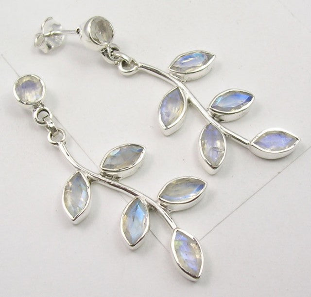 Cercei Argint 925 cu Piatra Lunii, 4,6 cm lungime