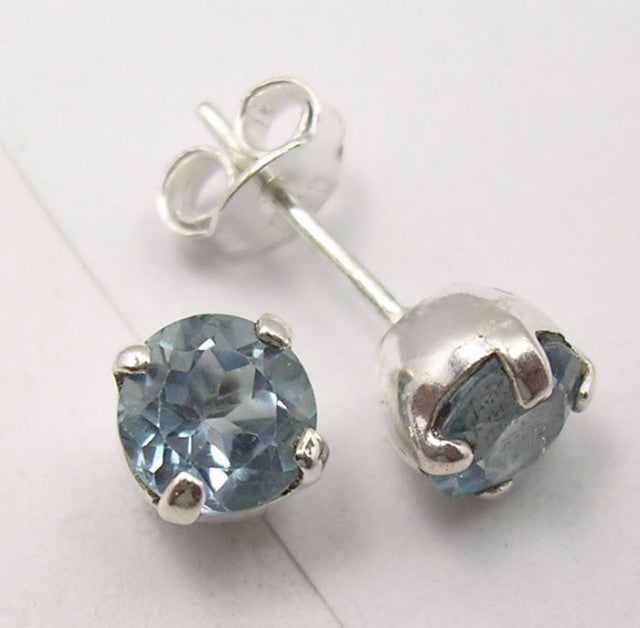 Cercei Argint 925 cu Topaz Albastru, 0.7 cm lungime