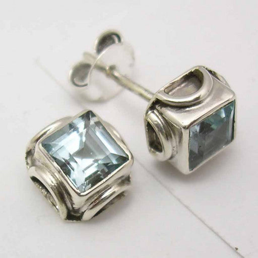 Cercei Argint 925 cu Topaz Albastru 0.7 cm lungime