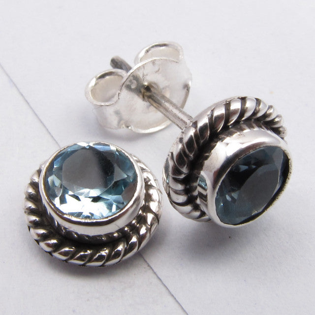 Cercei Argint 925 cu Topaz Albastru, 0.8 cm lungime