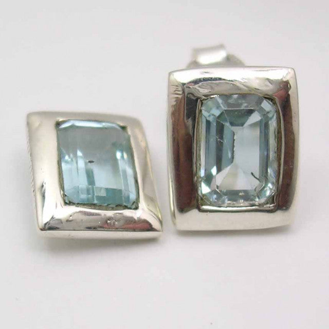 Cercei Argint 925 cu Topaz Albastru, 1.0 cm lungime