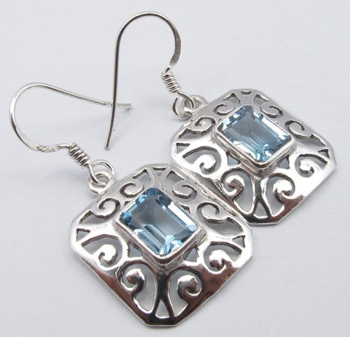 Cercei Argint 925 cu Topaz Albastru 3,5 cm lungime