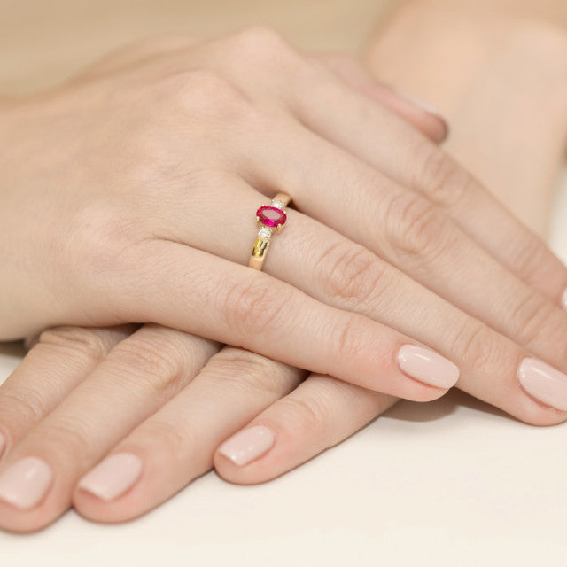 Inel Aur 14K cu Rubin 0.60 ct si Diamante Naturale 0.08 ct