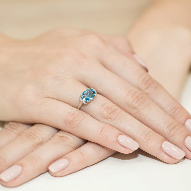 Inel Aur 14K cu Topaz 1.70 ct si Diamante Naturale 0.04 ct