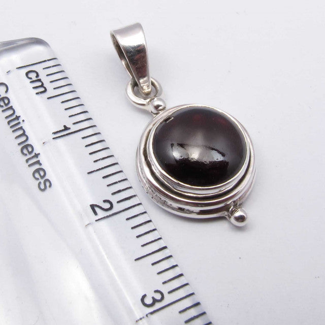 Pandantiv Argint 925 cu Garnet, 2.5 cm lungime