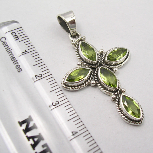 Pandantiv Argint 925 cu Peridot, 4.4 cm lungime