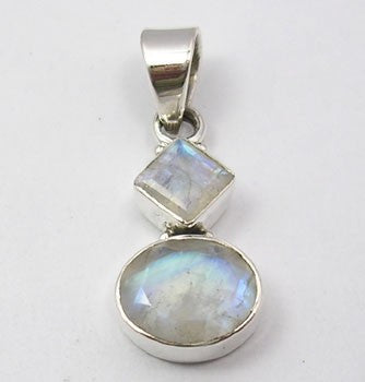 Pandantiv Argint 925 cu Piatra Lunii 3.1 cm lungime