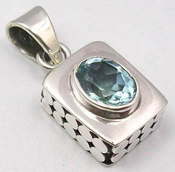 Pandantiv Argint 925 cu Topaz Albastru 2,5 cm lungime