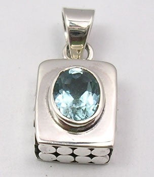 Pandantiv Argint 925 cu Topaz Albastru 2,5 cm lungime